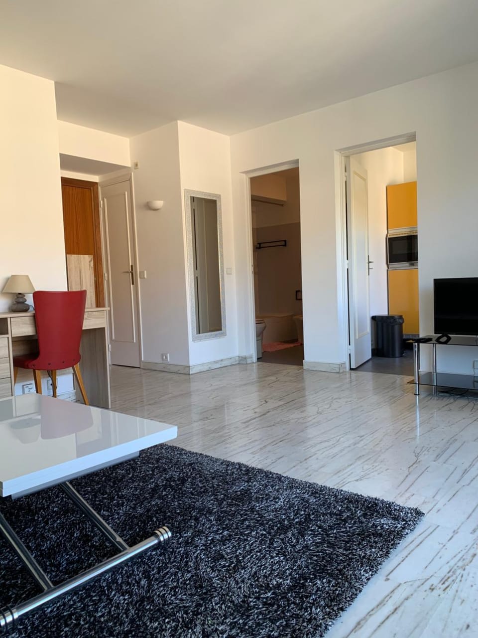 Communal lounge/ TV room