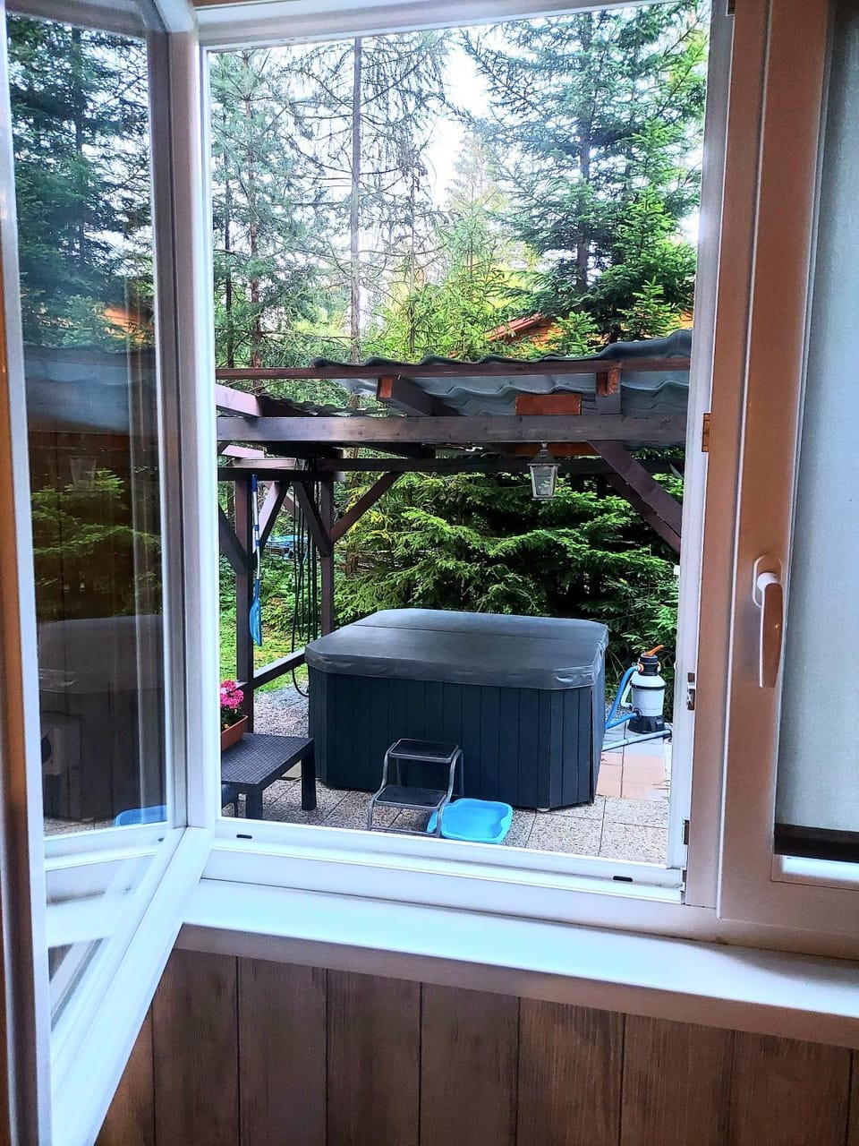 Hot Tub
