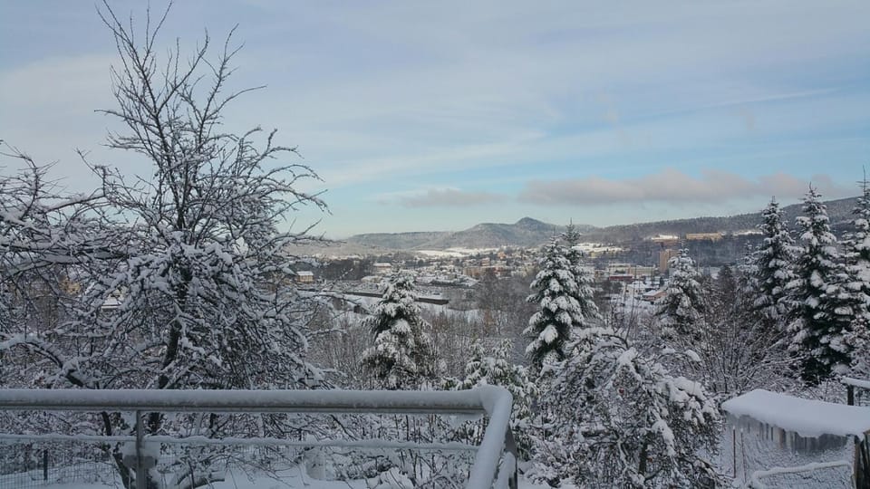 City view, Mountain view
