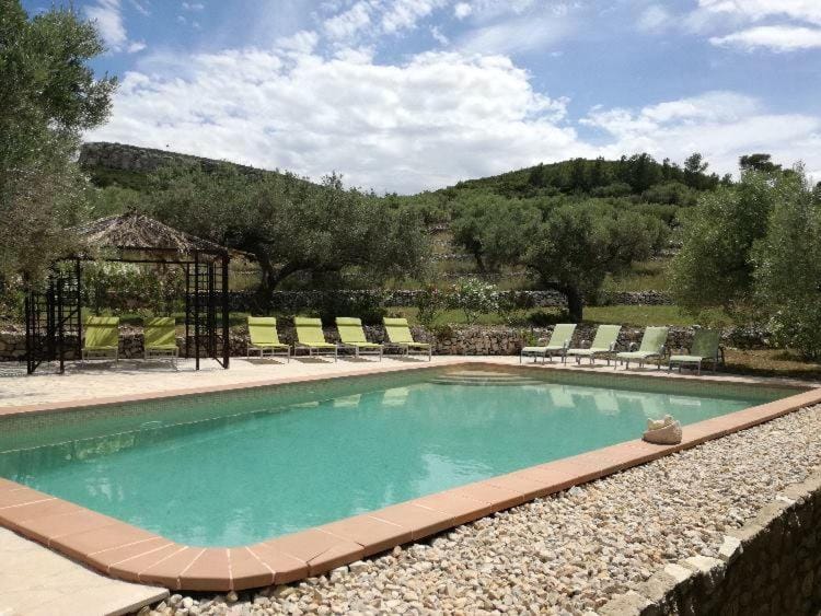 Casita Blanca House in Baix Ebre