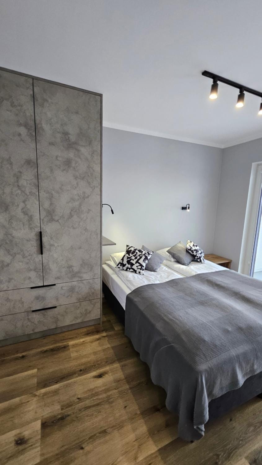 Bed, Photo of the whole room, Bedroom, wardrobe