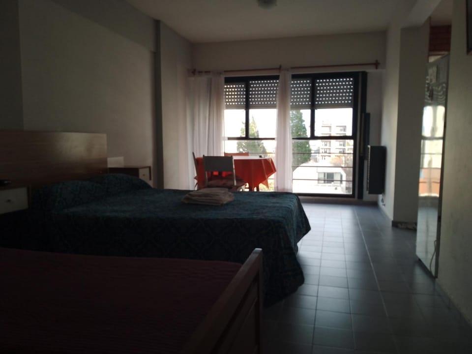 Dto Centrico a una cuadra del mar Apartment in Puerto Madryn