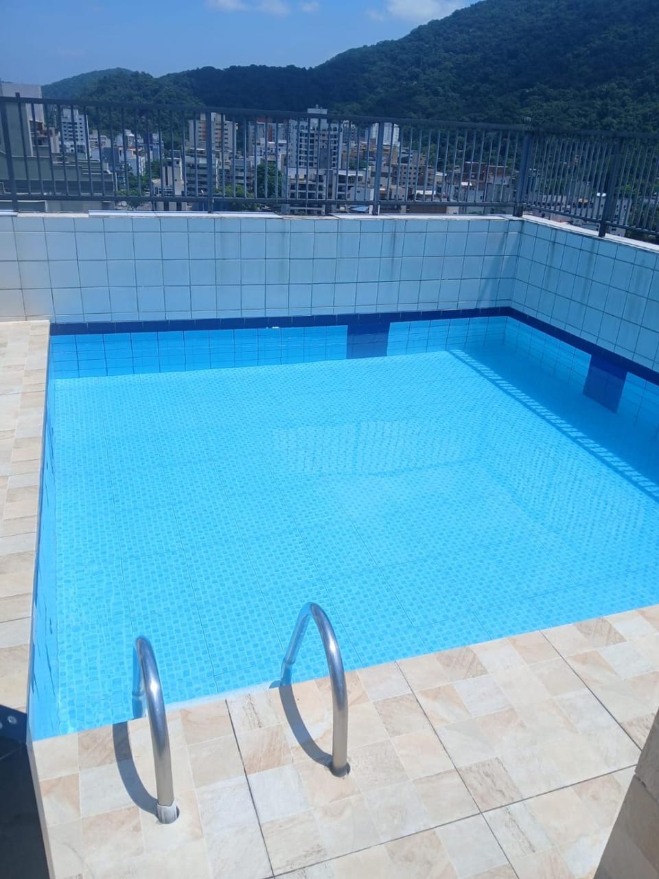 Day, Natural landscape, Mountain view, Pool view, Swimming pool
