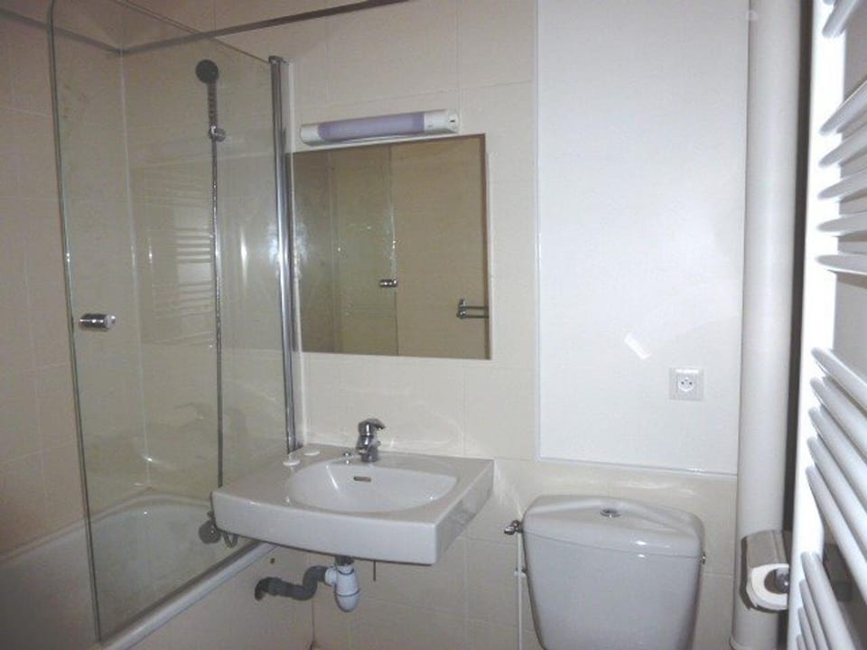 Studio au pied des pistes avec parking et casier à skis, Arette - FR-1-602-9 Apartment in Navarre