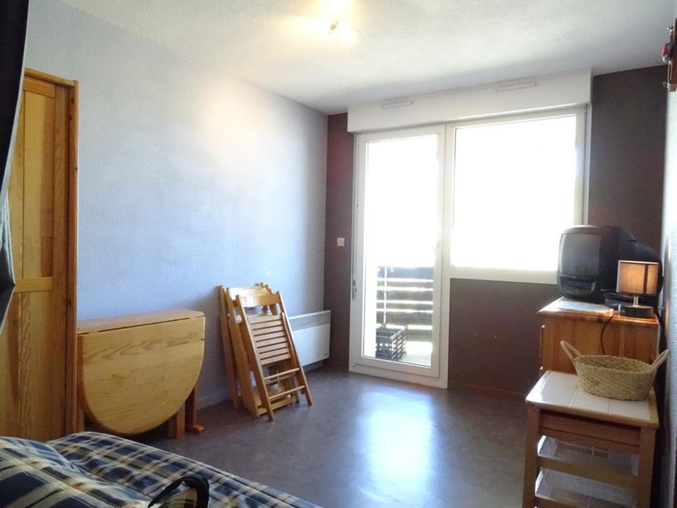 Studio au pied des pistes pour 5 personnes avec balcon et casier à skis - FR-1-602-10 Apartment in Navarre