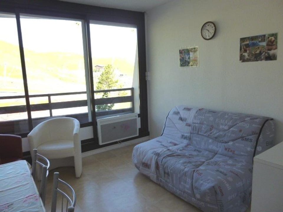 Studio familial 6 pers. accès pistes, balcon, parking gratuit, casier à skis - FR-1-602-24 Apartment in Navarre
