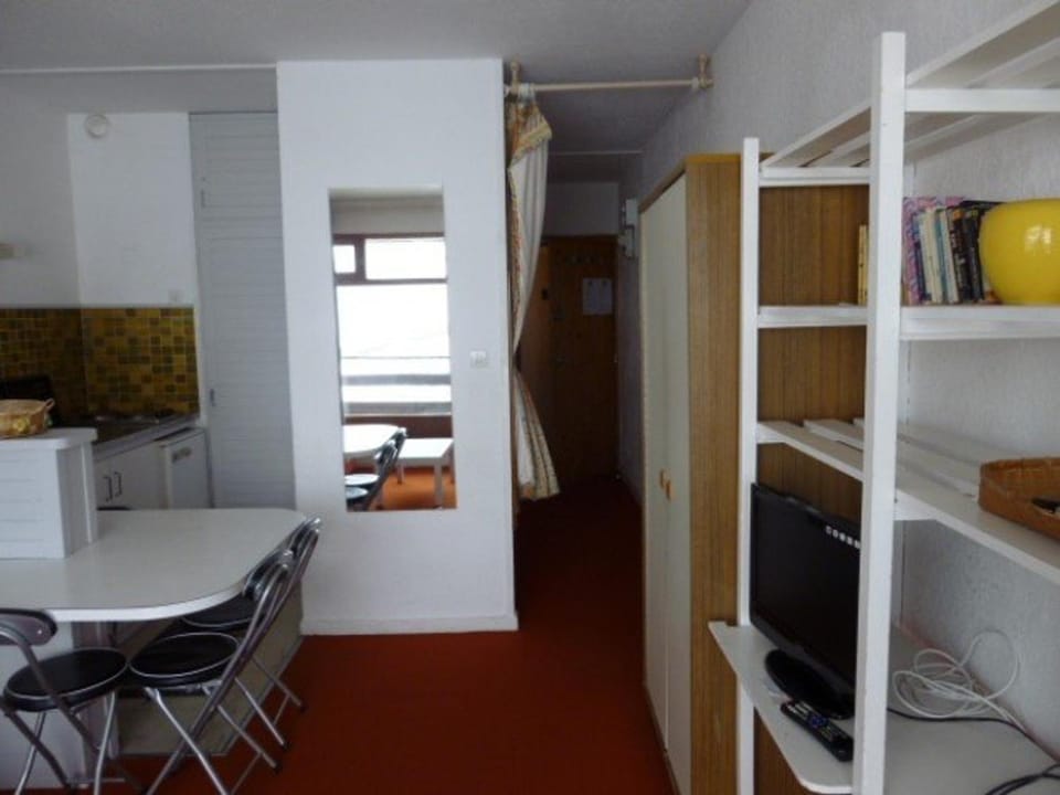 Studio cosy pour 4 personnes avec balcon proche des pistes - FR-1-602-12 Apartment in Navarre