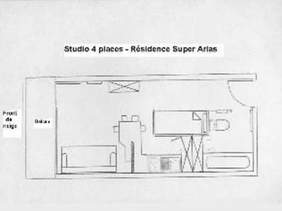 Studio 4 pers avec balcon sur les pistes, parking gratuit, casier à skis et kitchenette aménagée - FR-1-602-32 Apartment in Navarre