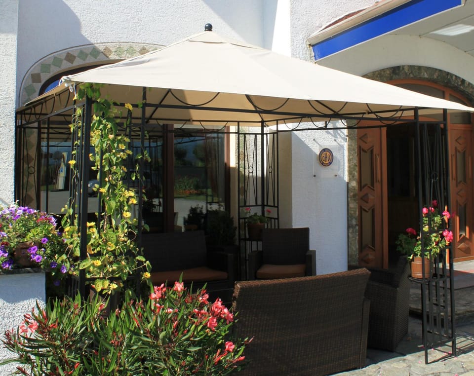 Balcony/Terrace, Balcony/Terrace
