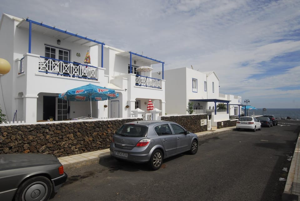 Property building, Day