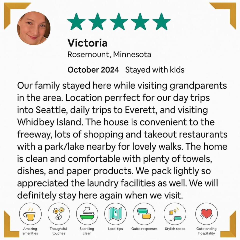 Entire house with Four Bedrooms, Hot Tub, BBQ, Private Backyard, FREE WiFi and Parking, near Seattle, EV House in Puget Sound
