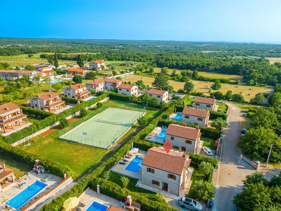 Property building, Day, Neighbourhood, Tennis court, Pool view, Street view, Swimming pool, sunbed