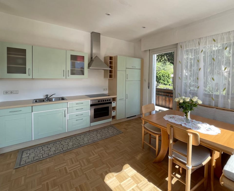 Naif-Home Apartment in Merano