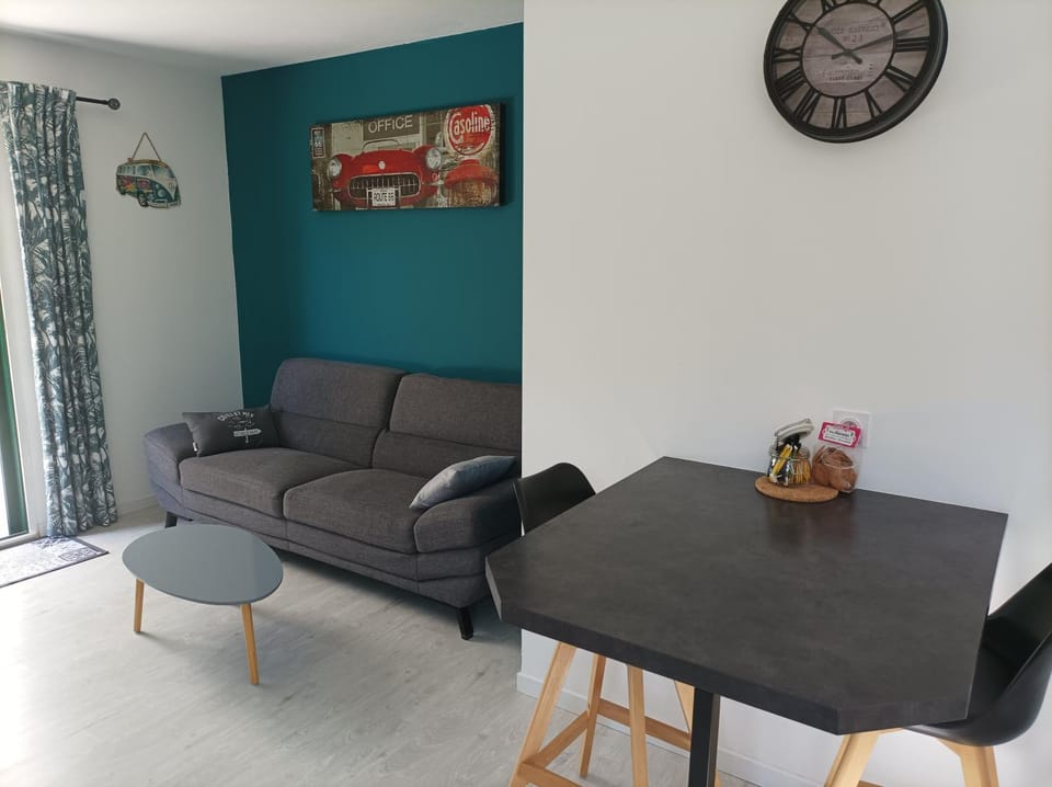 Appart du peuble, lumineux Apartment in Pays de la Loire