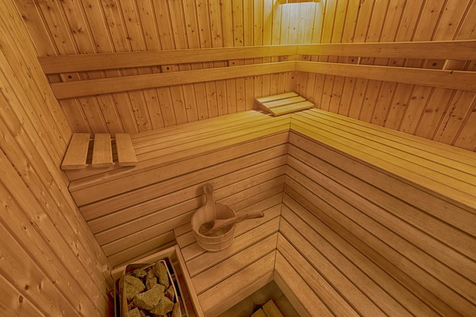 Property building, Sauna, Sauna, Spa and wellness centre/facilities