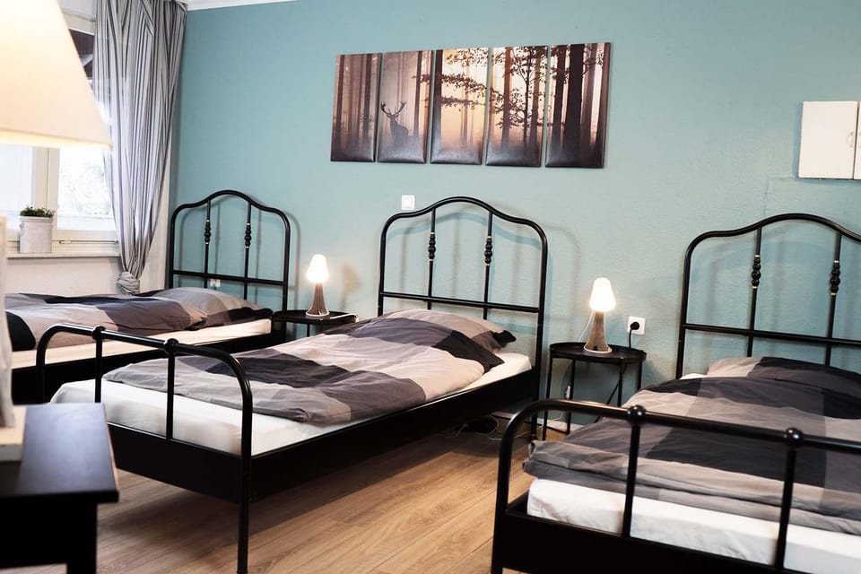 Cozy "Work and Stay" House House in Leverkusen