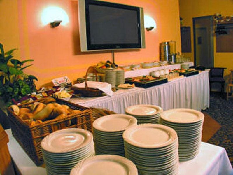 Food and drinks, Food, Breakfast, Continental breakfast, Buffet breakfast