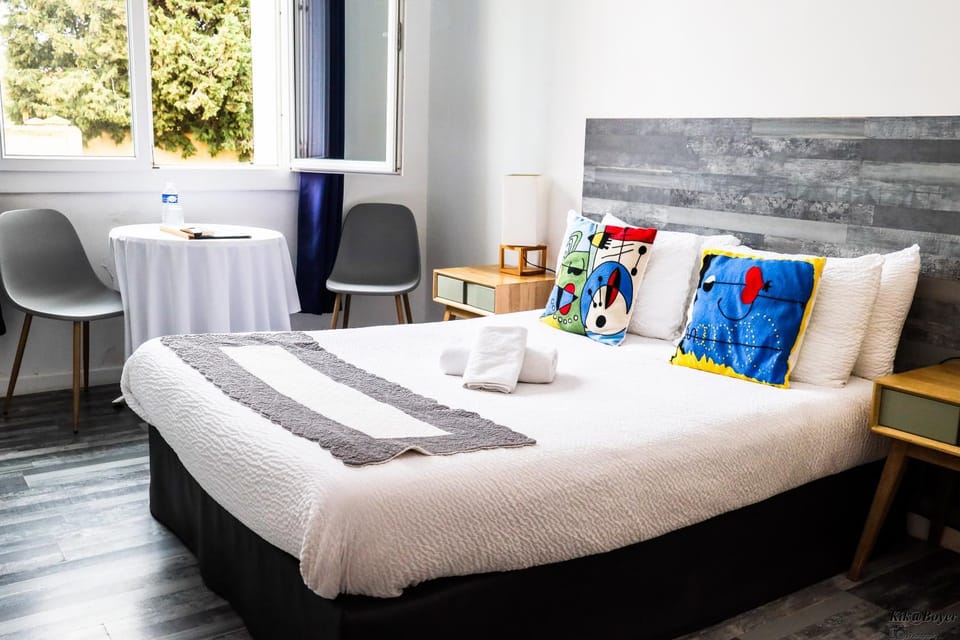 Hôtel Restaurant La Plage Hotel in Arles