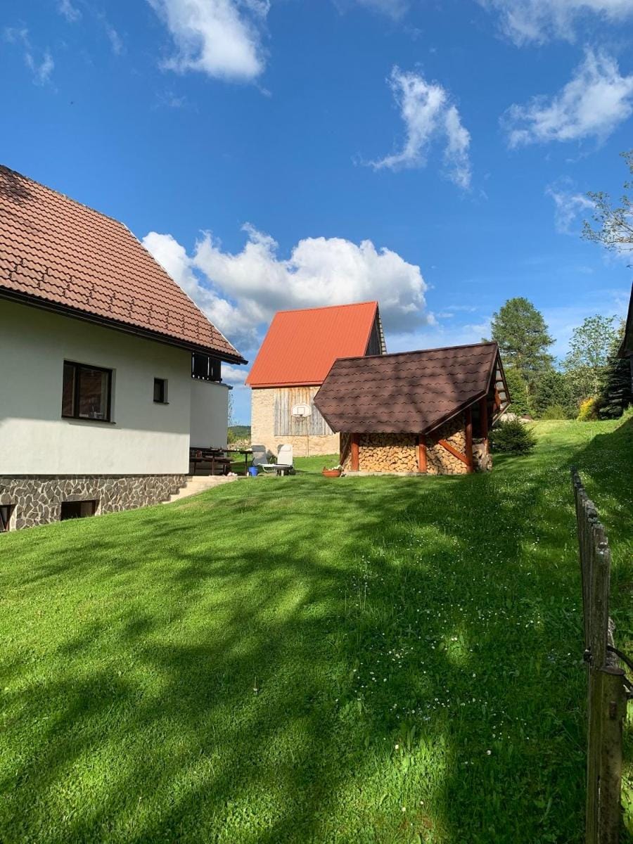 Chalupa Nad Lipou - Čičmany, turistika, sauna, krb House in Slovakia