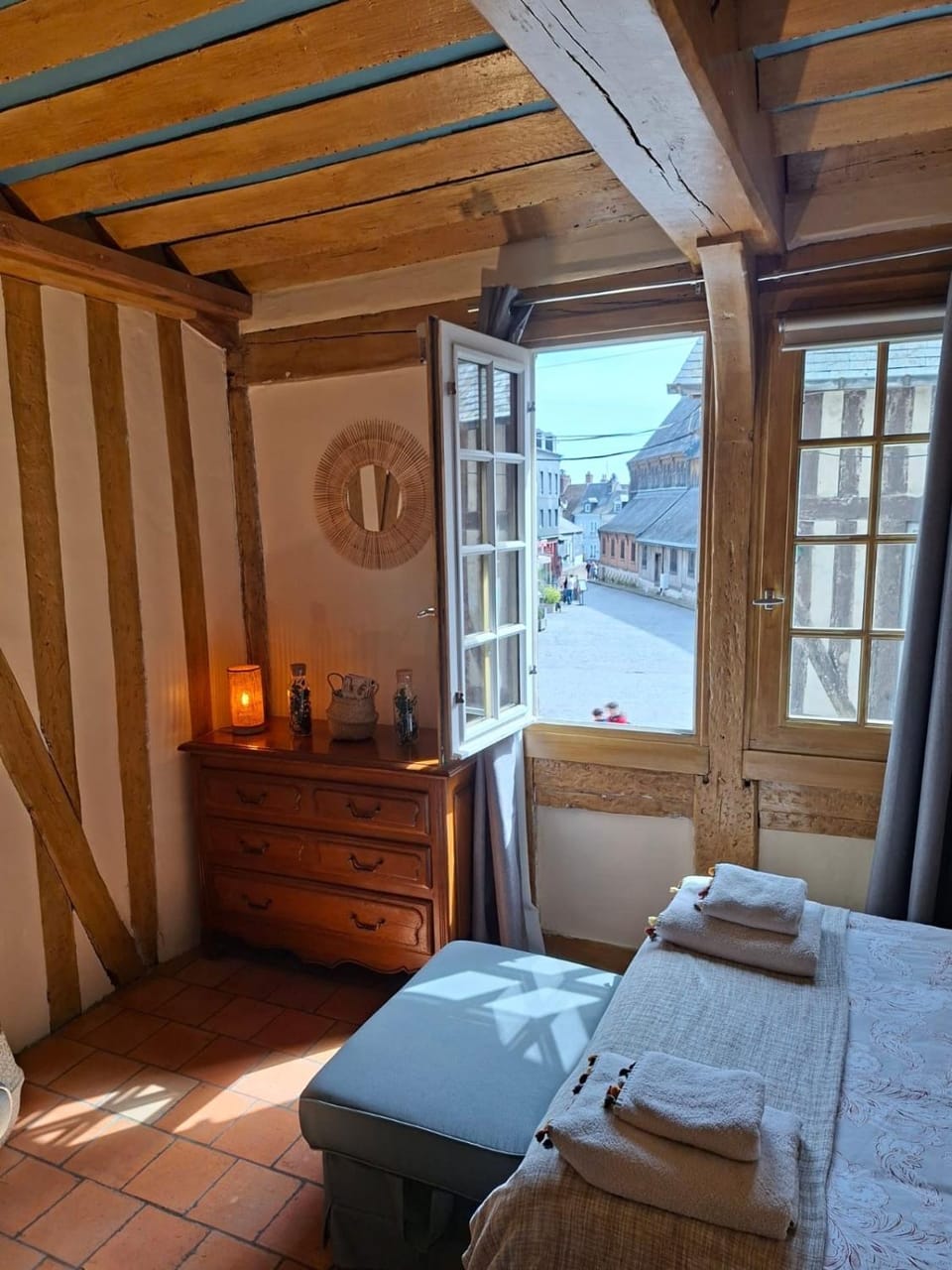Studio Julianne place Sainte Catherine Apartment in Honfleur
