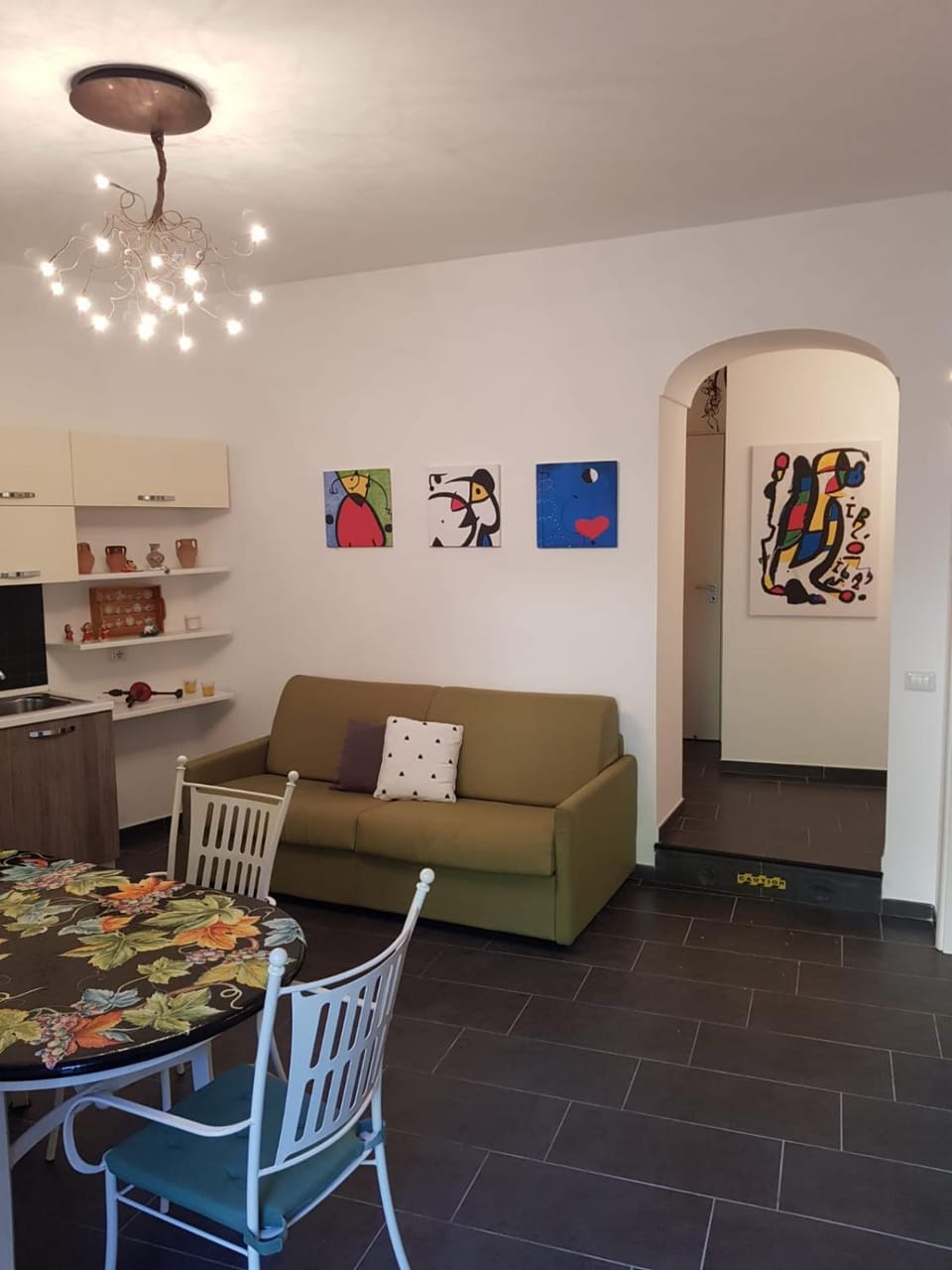 Living room, Communal kitchen