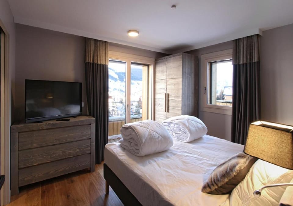 Bed, Balcony/Terrace, Bedroom