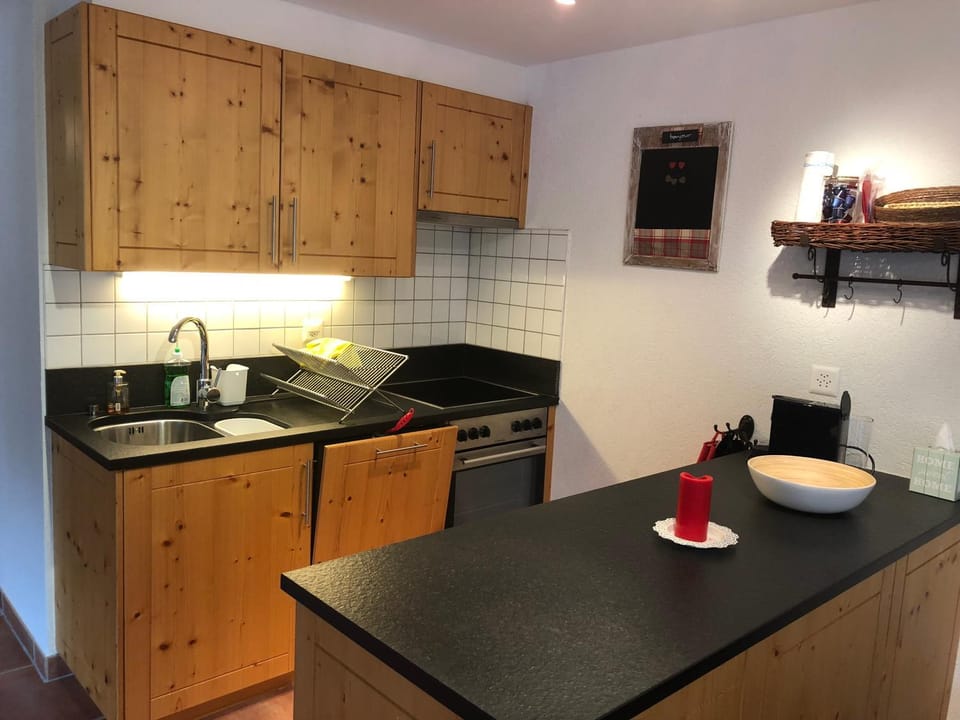 Kitchen or kitchenette, pet friendly