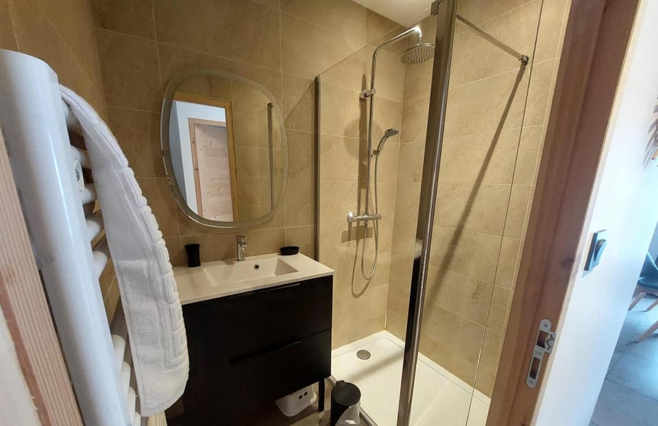 Chalets Choseaux Lézami Chalet in Saint-Sorlin-d'Arves