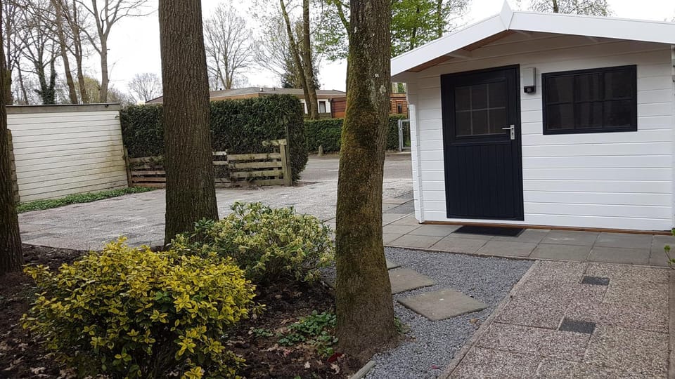 Chalet Op De Veluwe # Linde Chalet in Putten