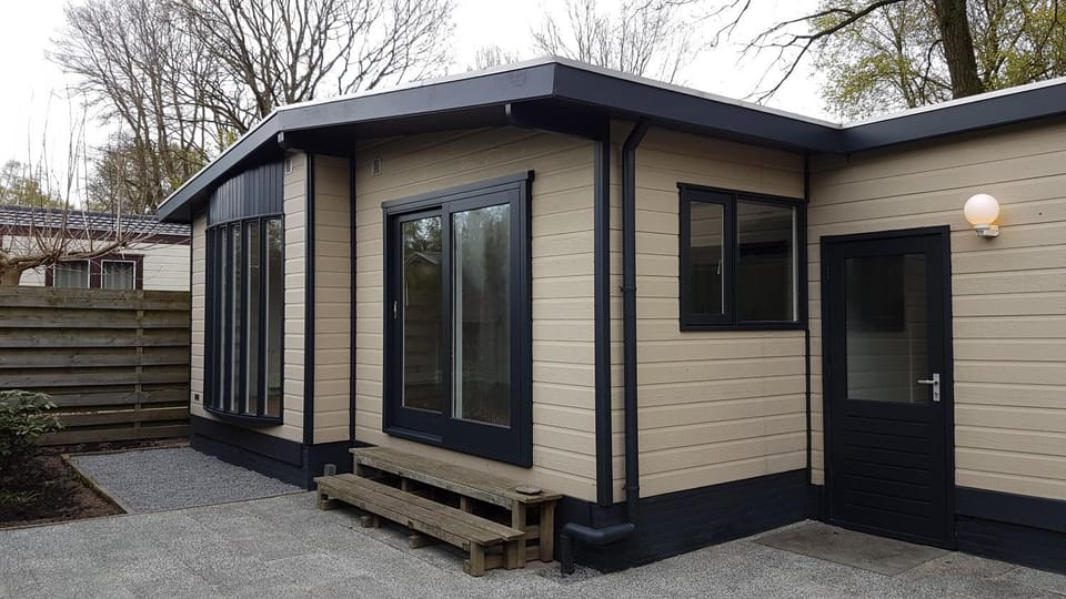 Chalet Op De Veluwe # Linde Chalet in Putten