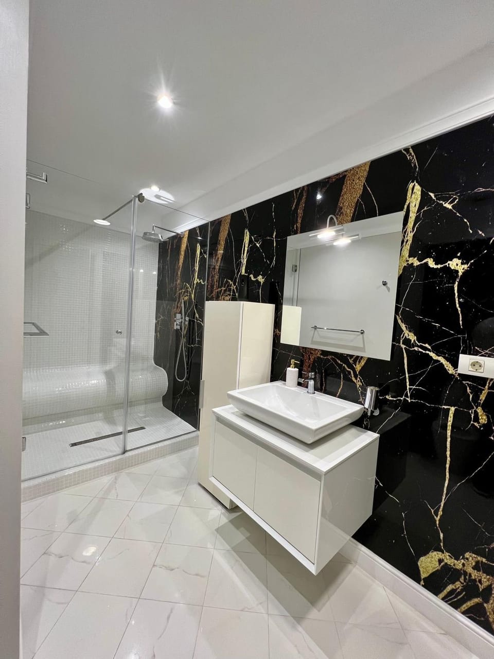 Shower, Bathroom