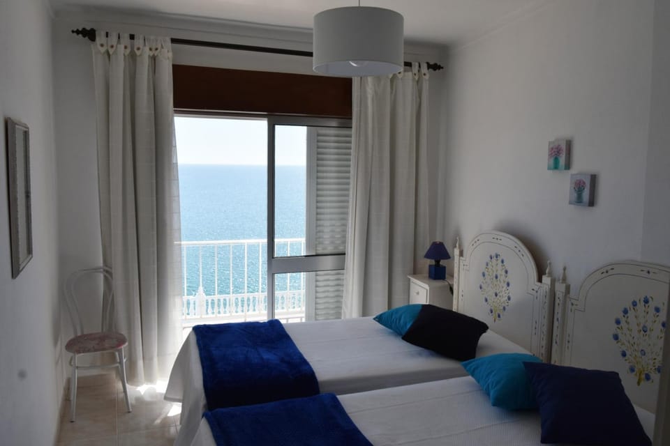 Bed, Photo of the whole room, Bedroom, Sea view
