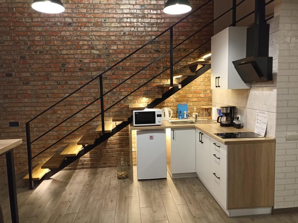 Kitchen or kitchenette, kitchen, kitchen