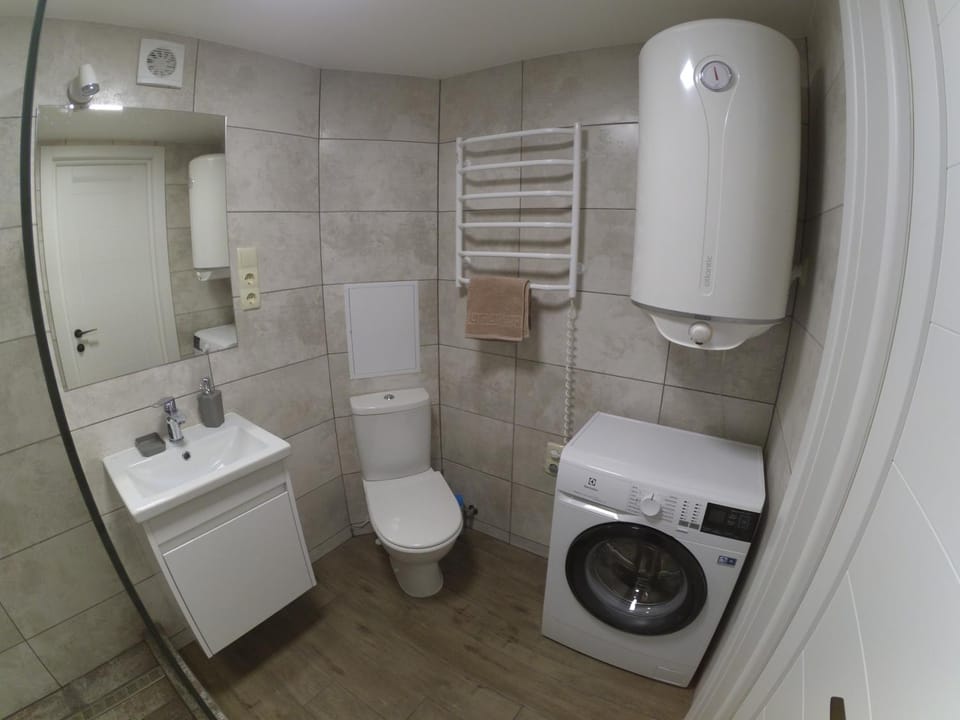 Toilet, Bathroom