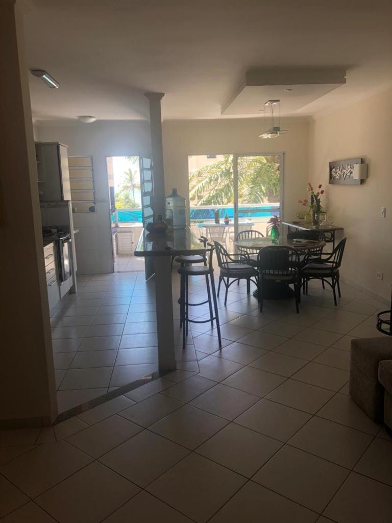 Apartamento área nobre da praia grande, vista para o mar, 3 suítes Apartment in Ubatuba