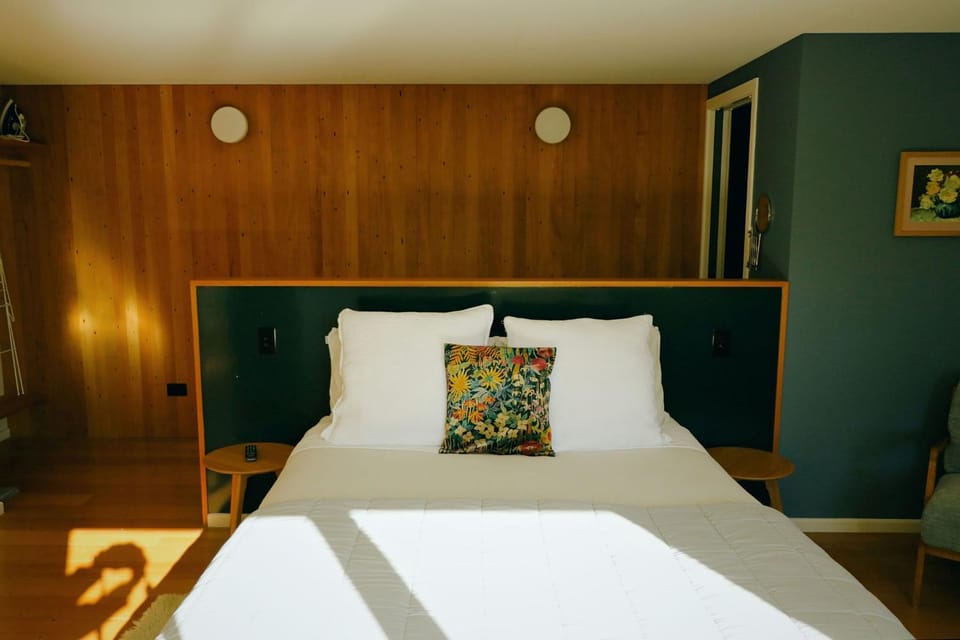 Bed, Decorative detail