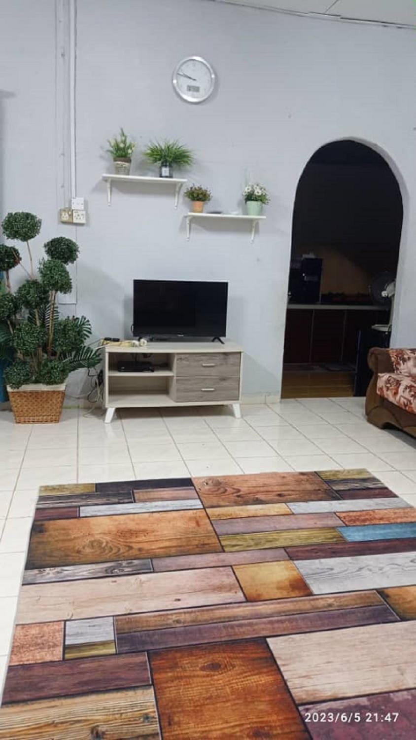 Communal lounge/ TV room, TV and multimedia