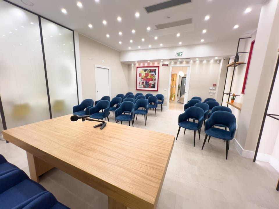 Meeting/conference room