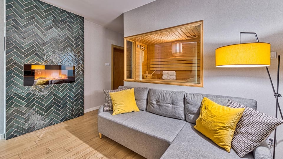 Sauna, Seating area, flat iron
