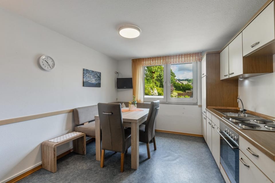Property building, Kitchen or kitchenette, Living room