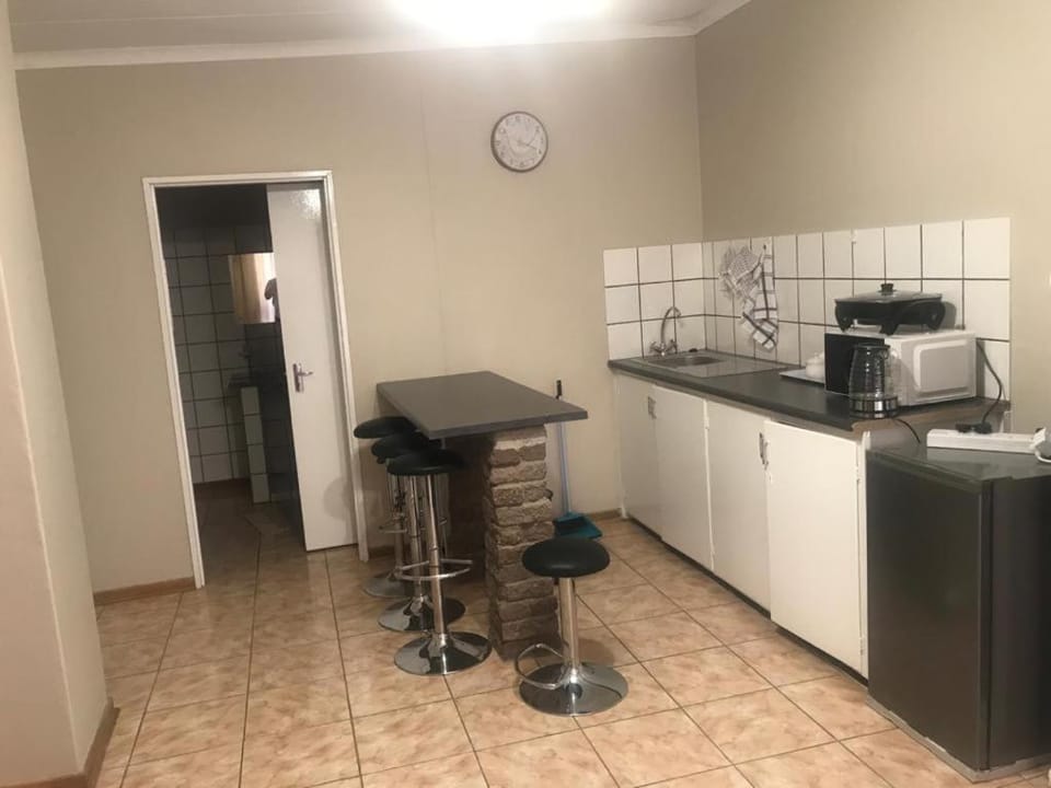 UrbanLife Keetmanshoop Accommodation Apartment in Namibia