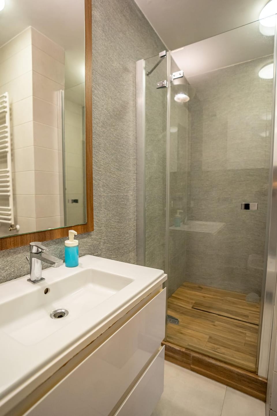 Shower, Bathroom