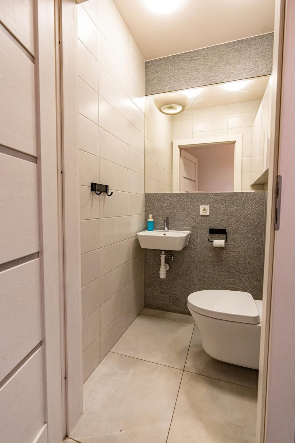 Toilet, Bathroom