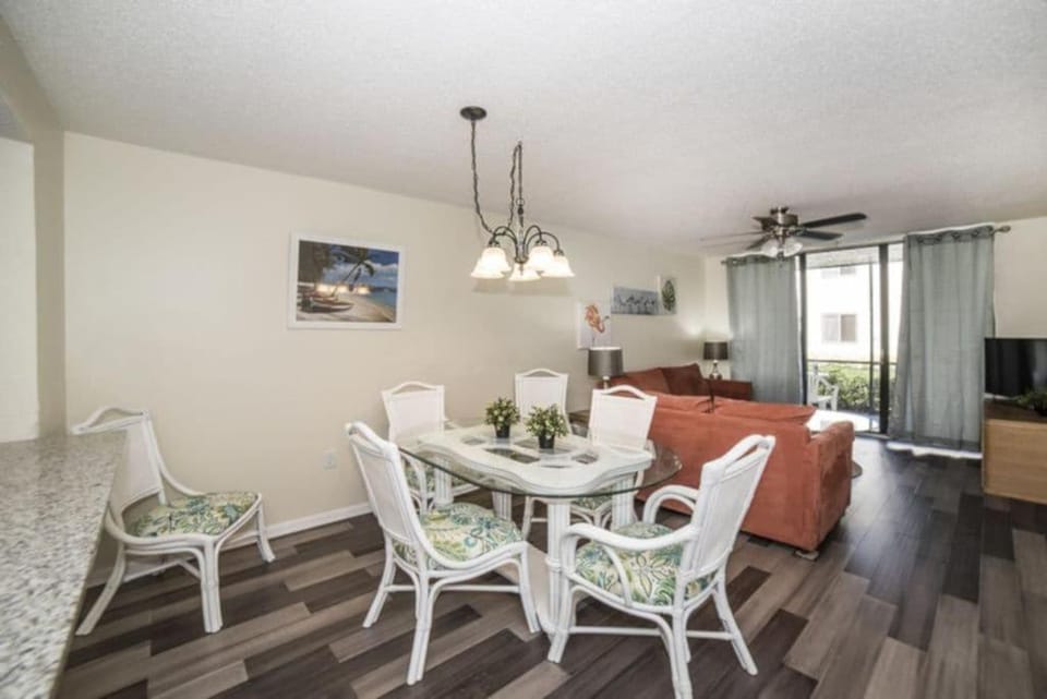 4411 Shorewalk 15 min to Beach and 5 mins to IMG House in Bradenton