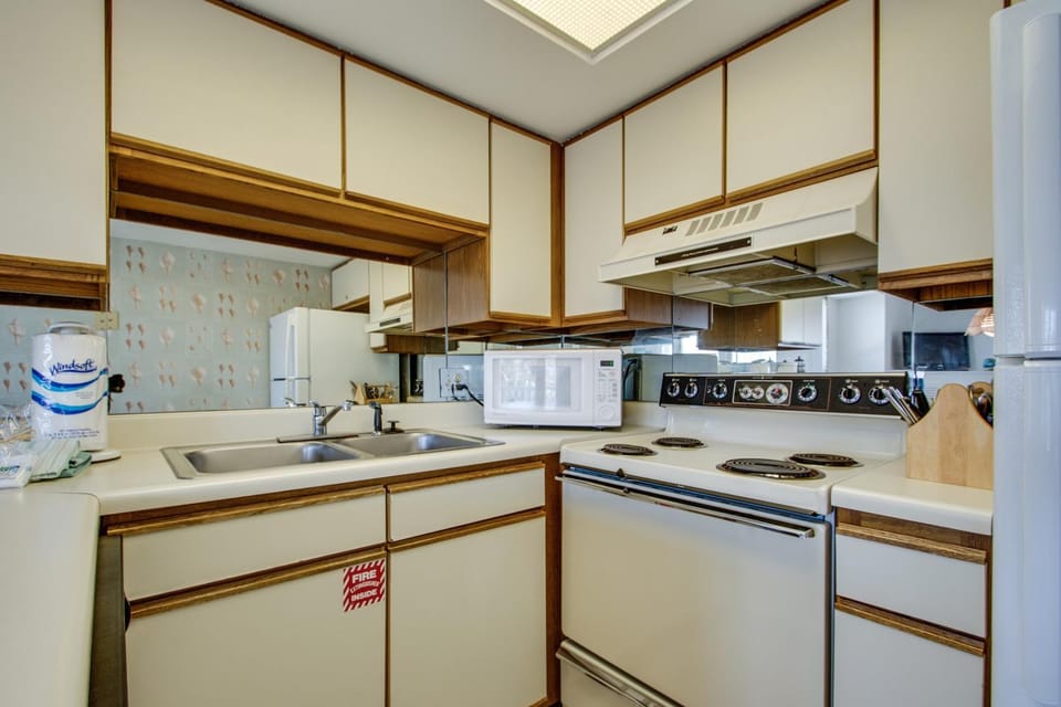 Summer Breeze 312 condo Apartment in Miramar Beach