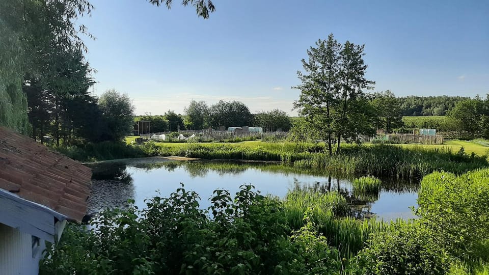 Nearby landmark, Natural landscape, Lake view