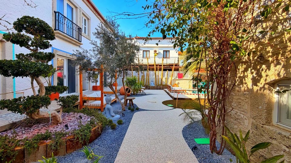 Property building, Garden