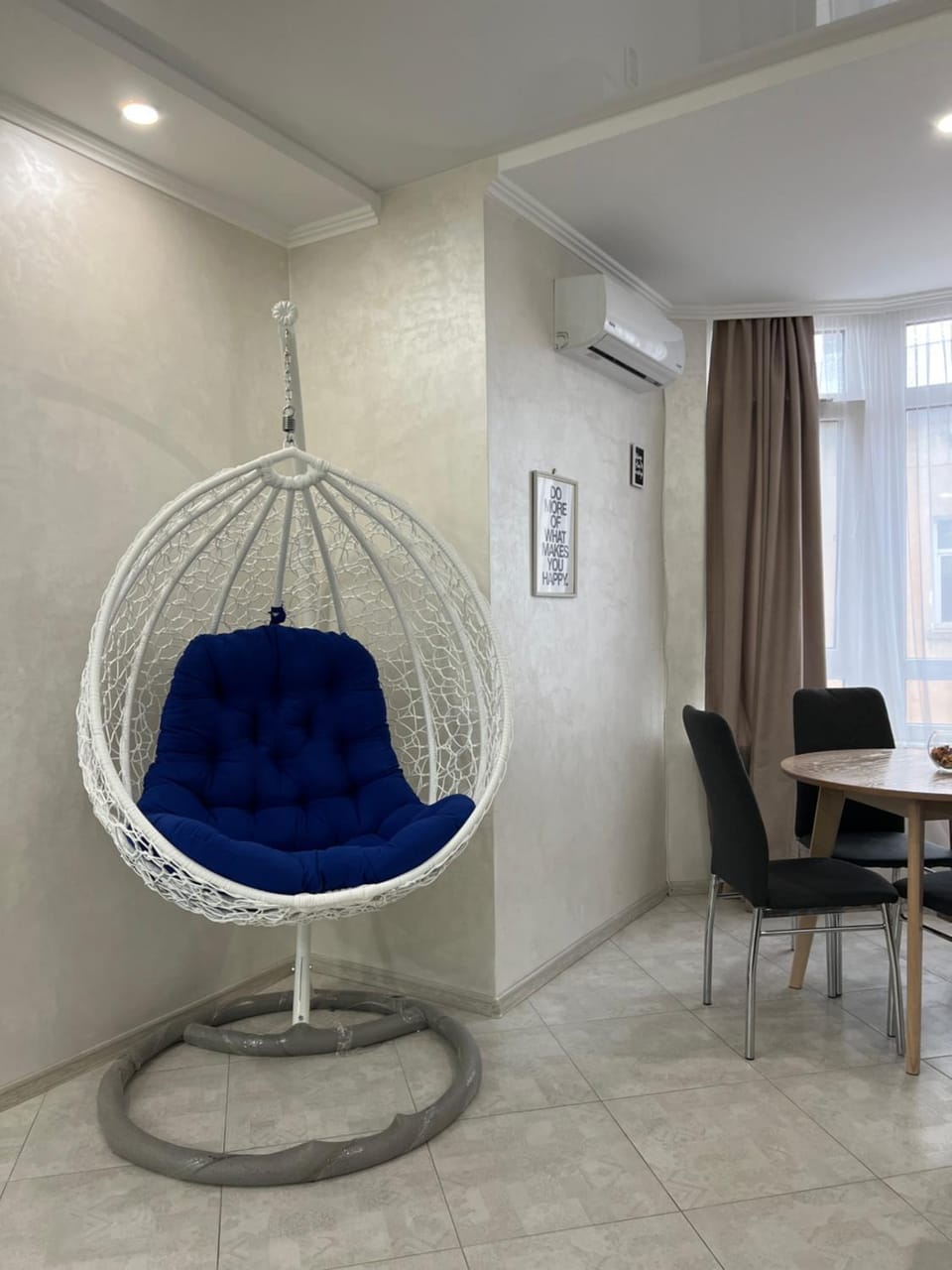 Seating area, air conditioner