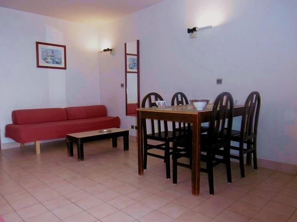 Rez de jardin 38m² à Sète avec vue mer et parking privé - FR-1-472A-129 Apartment in Occitanie