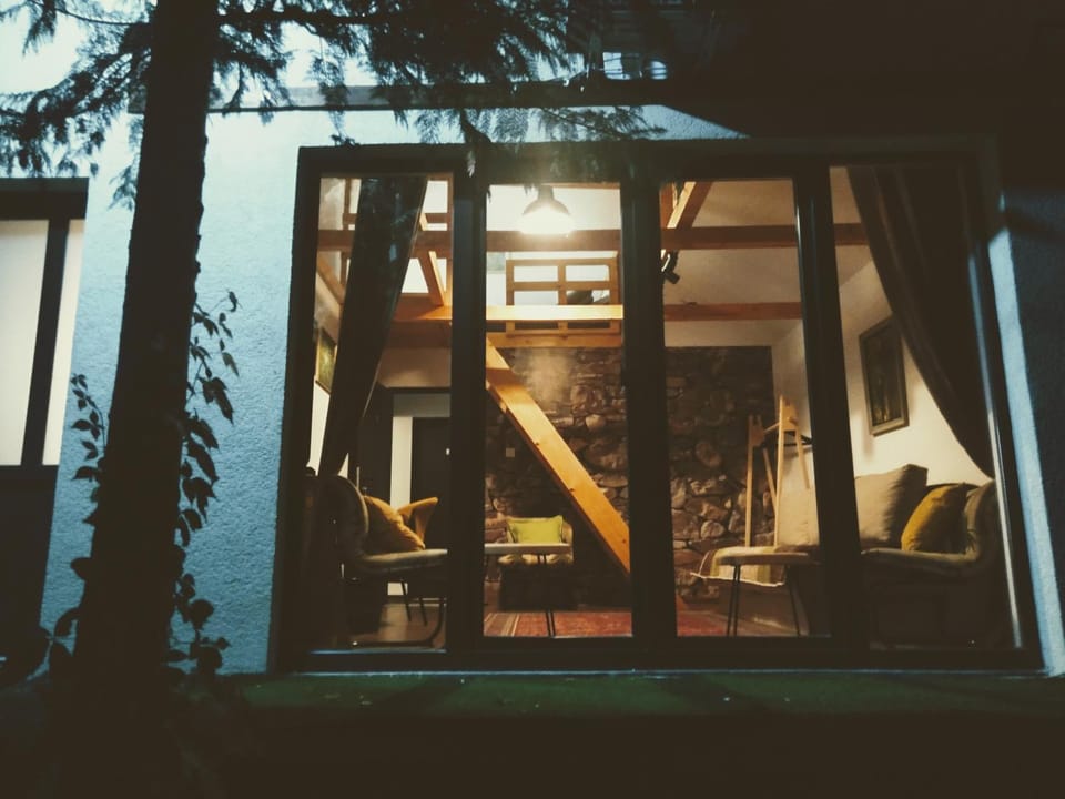 Dom sa pogledom Jela Nature lodge in Serbia